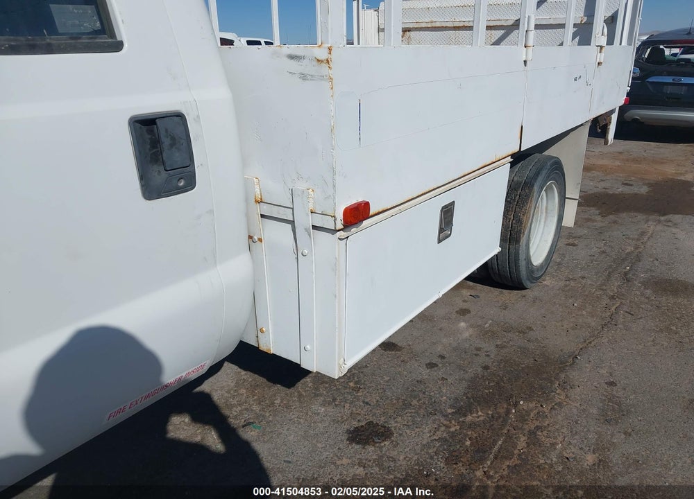 2008 FORD F-450 CHASSIS XL/XLT VIN: 1FDXF46R98EA18131