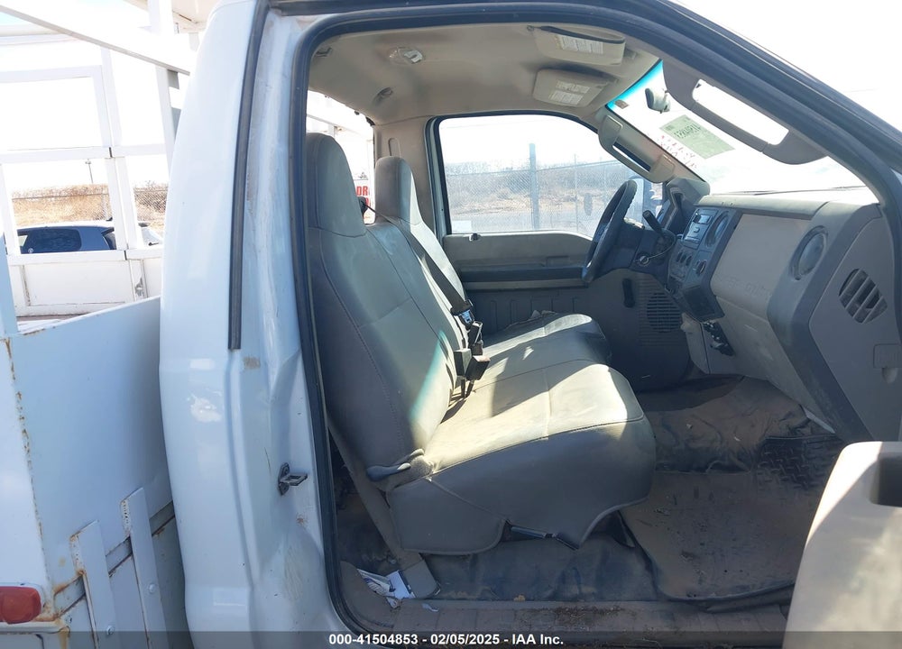 2008 FORD F-450 CHASSIS XL/XLT VIN: 1FDXF46R98EA18131