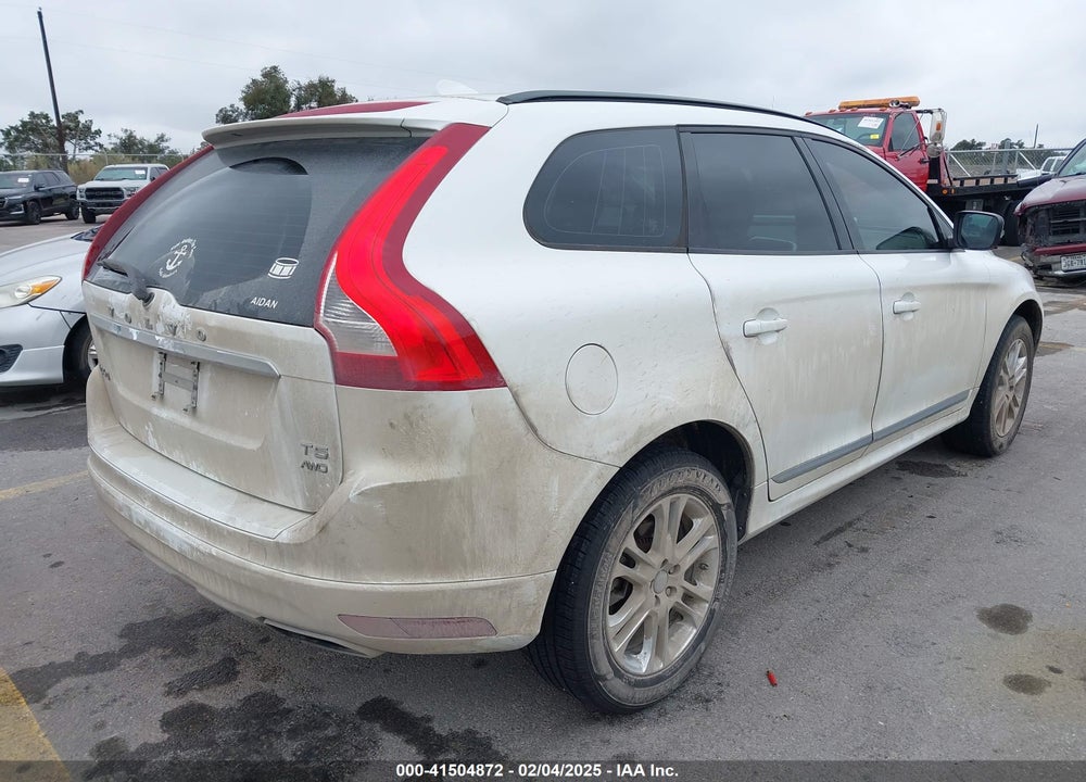 2015 VOLVO XC60 VIN: YV4612RJ9F2698634