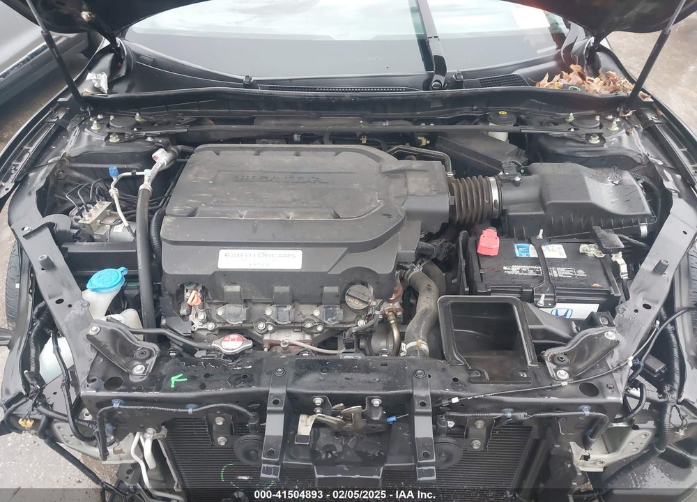 2016 HONDA ACCORD VIN: 1HGCR3F93GA021117