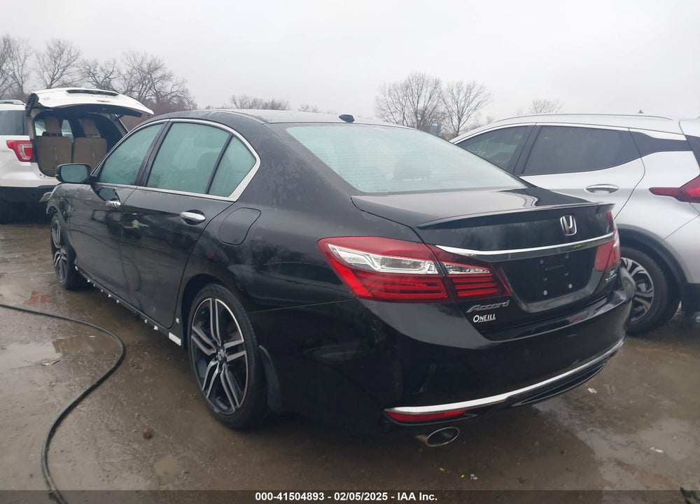 2016 HONDA ACCORD VIN: 1HGCR3F93GA021117