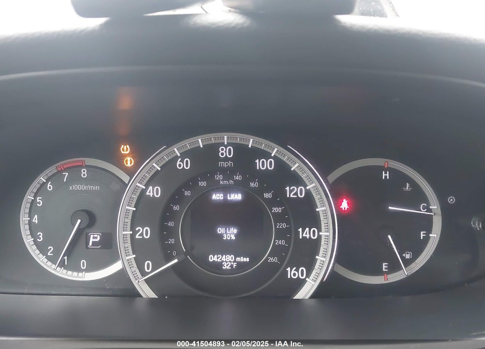 2016 HONDA ACCORD VIN: 1HGCR3F93GA021117
