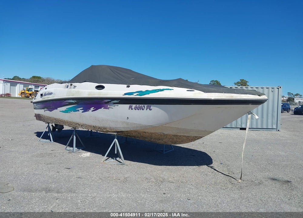 2005 HURRICANE BOAT VIN: GDYZ5126D505