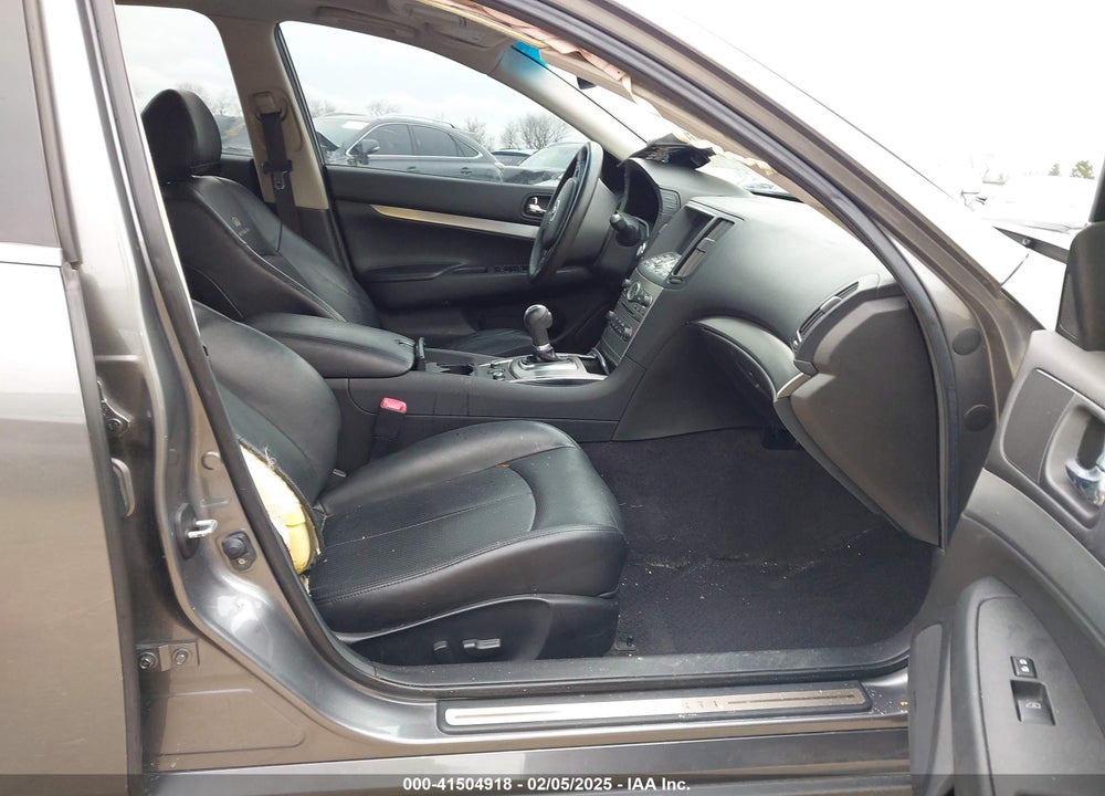 2011 INFINITI G37X VIN: JN1CV6AR9BM401026