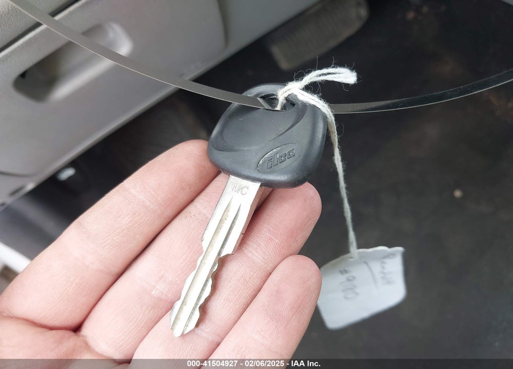 2011 HYUNDAI ACCENT GLS VIN: KMHCN4AC9BU617273