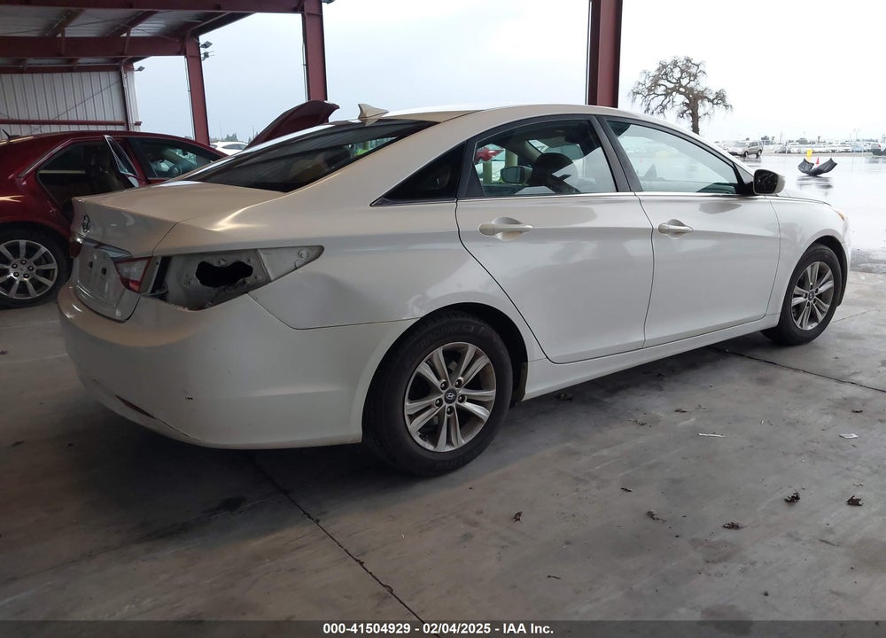 2013 HYUNDAI SONATA VIN: 5NPEB4AC2DH757460