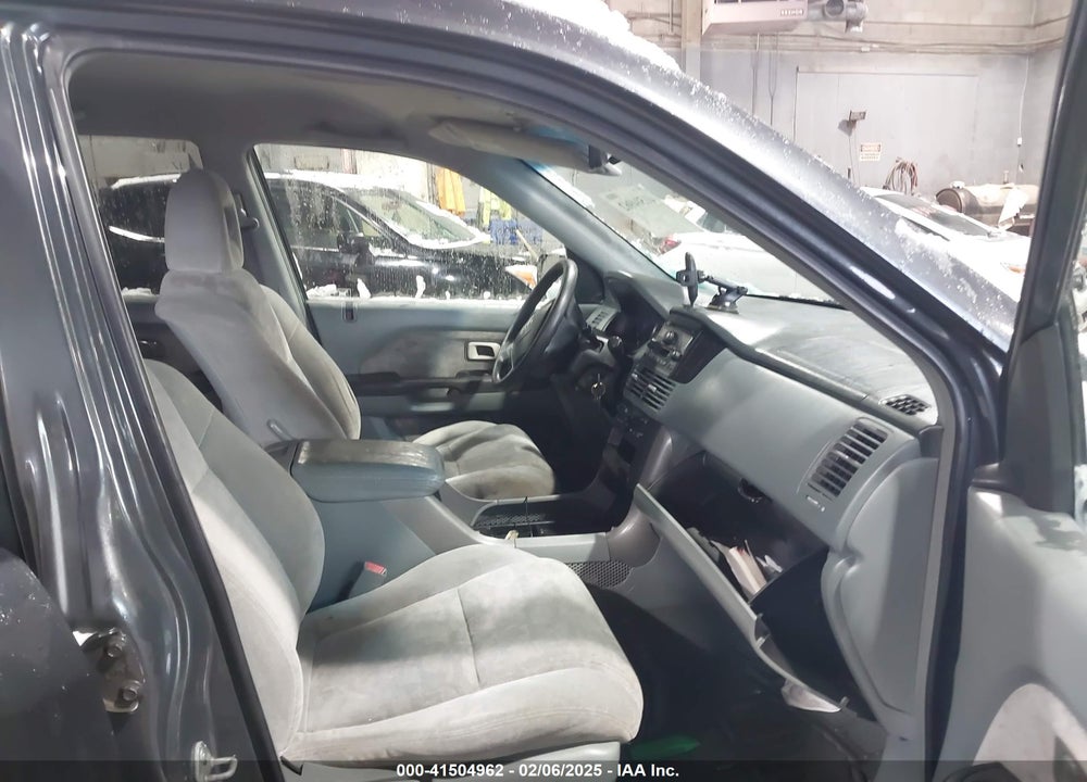 2003 HONDA PILOT EX VIN: 2HKYF18423H603358