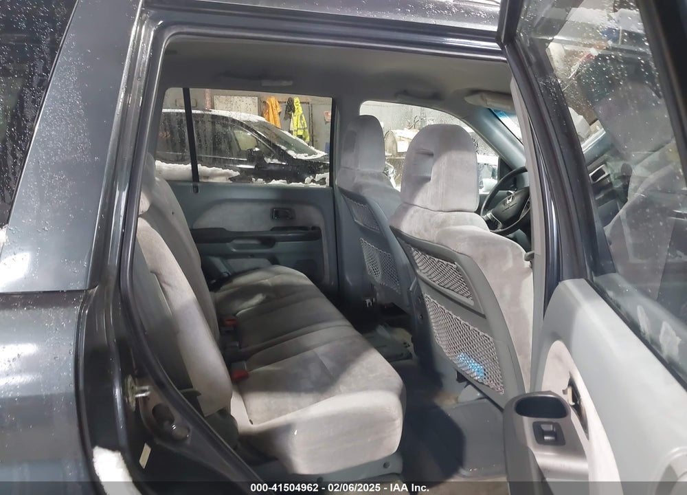 2003 HONDA PILOT EX VIN: 2HKYF18423H603358