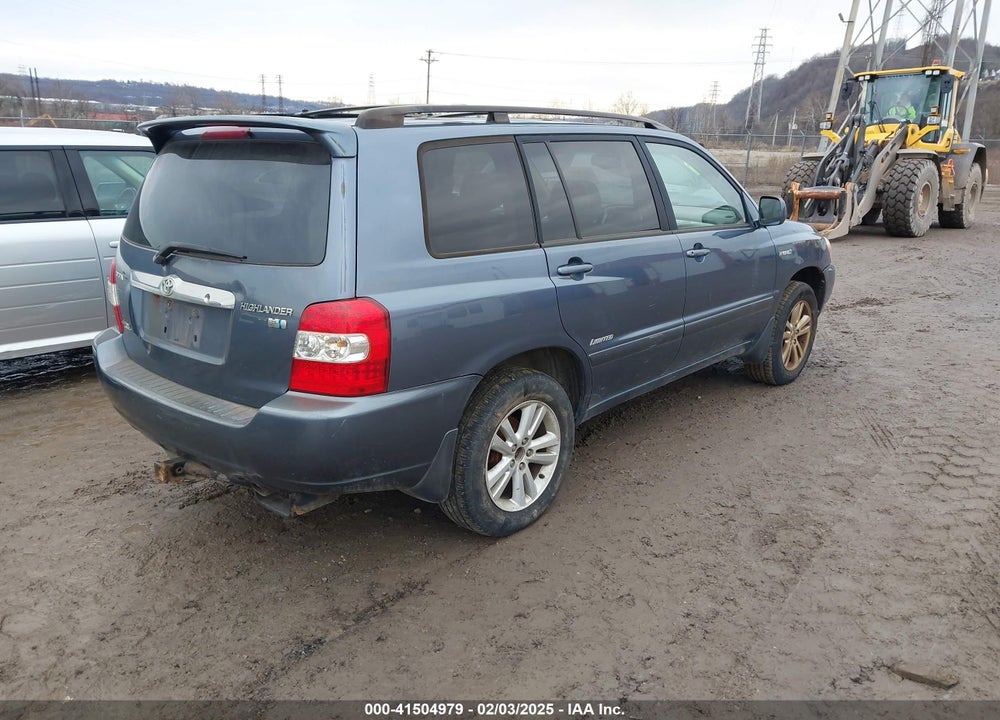 2006 TOYOTA HIGHLANDER HYBRID LIMITED V6 VIN: JTEEW21A460020098
