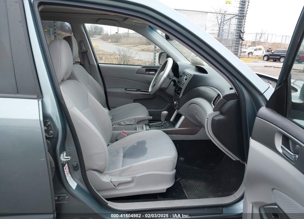 2011 SUBARU FORESTER 2.5X PREMIUM VIN: JF2SHADC4BH703375