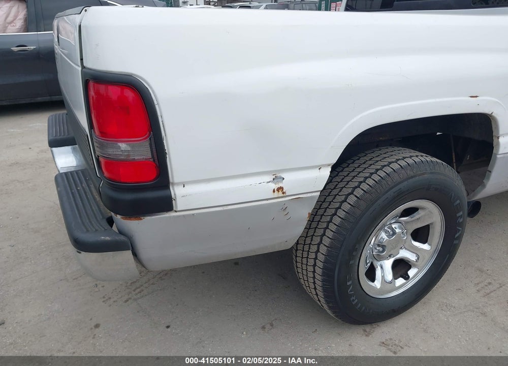 1998 DODGE RAM 1500 ST VIN: 3B7HC12Y4WM271488