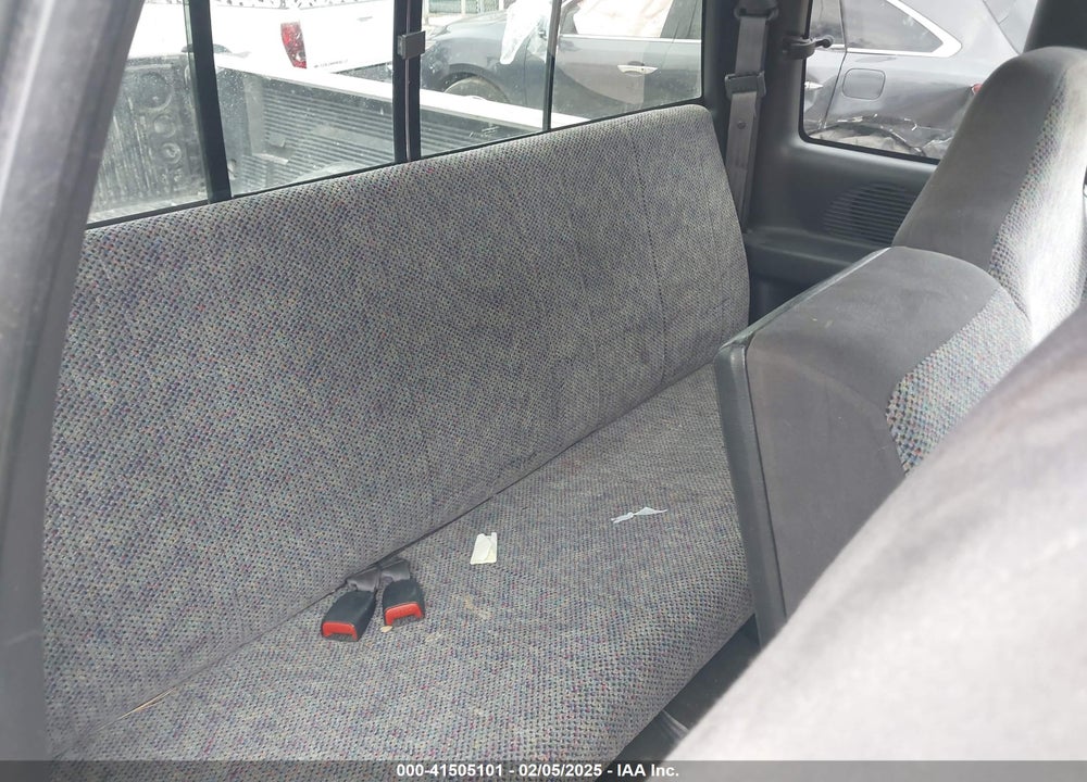 1998 DODGE RAM 1500 ST VIN: 3B7HC12Y4WM271488
