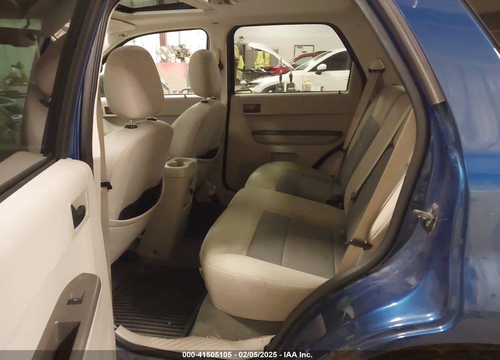 2008 FORD ESCAPE XLT VIN: 1FMCU93108KB85267
