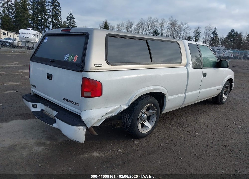 2003 CHEVROLET S-10 LS VIN: 1GCCS19X638226580