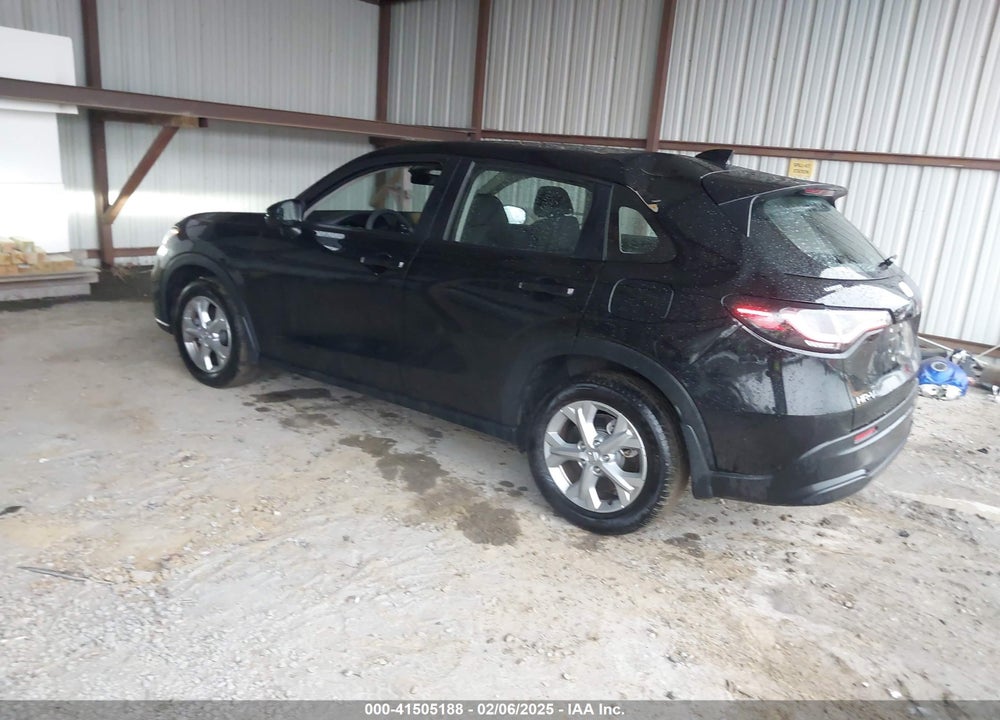 2023 HONDA HR-V 2WD LX VIN: 3CZRZ1H33PM738216