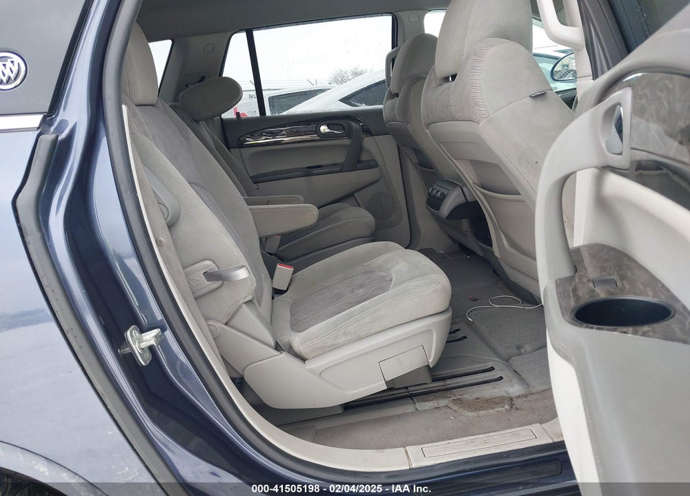 2013 BUICK ENCLAVE CONVENIENCE VIN: 5GAKVBKD4DJ114073