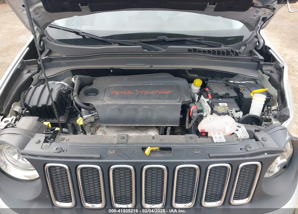 2015 JEEP RENEGADE LATITUDE VIN: ZACCJABT1FPB30153