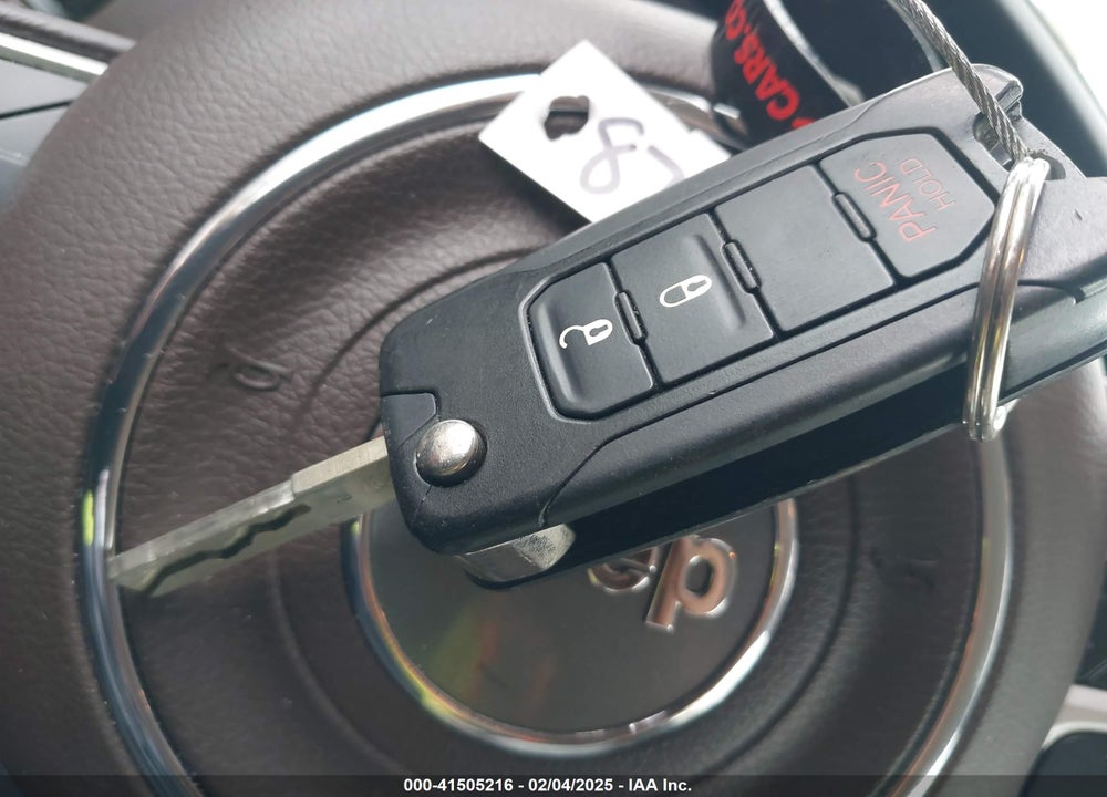 2015 JEEP RENEGADE LATITUDE VIN: ZACCJABT1FPB30153