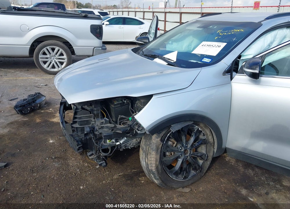 2020 KIA SORENTO 3.3L S VIN: 5XYPG4A58LG660524