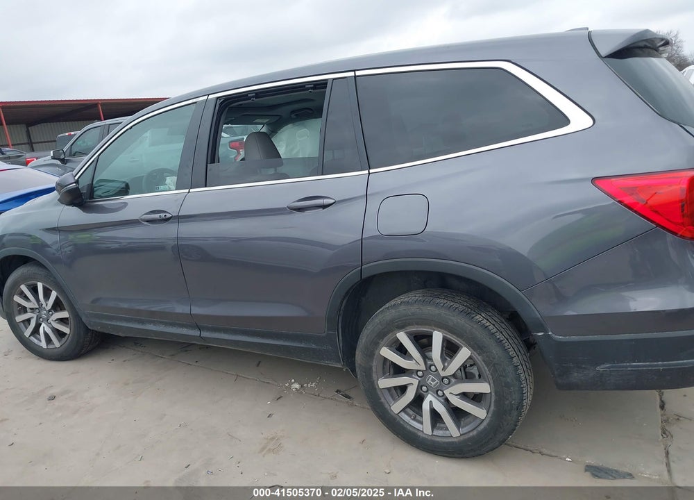 2022 HONDA PILOT 2WD EX-L VIN: 5FNYF5H55NB000986