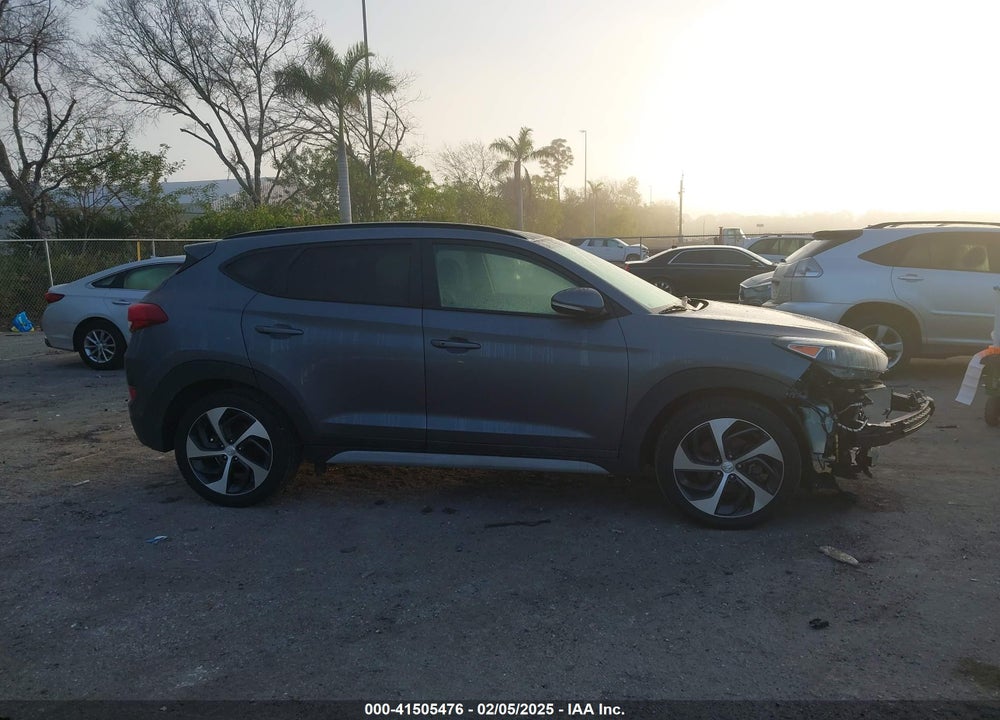 2018 HYUNDAI TUCSON VALUE VIN: KM8J33A21JU686388
