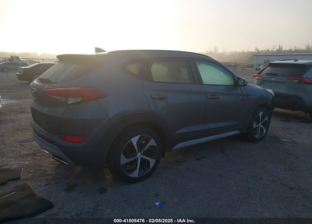 2018 HYUNDAI TUCSON VALUE VIN: KM8J33A21JU686388