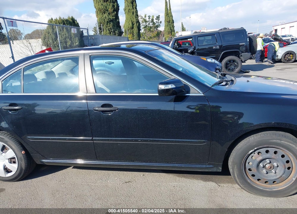 2010 KIA OPTIMA VIN: KNAGG4A85A5421686