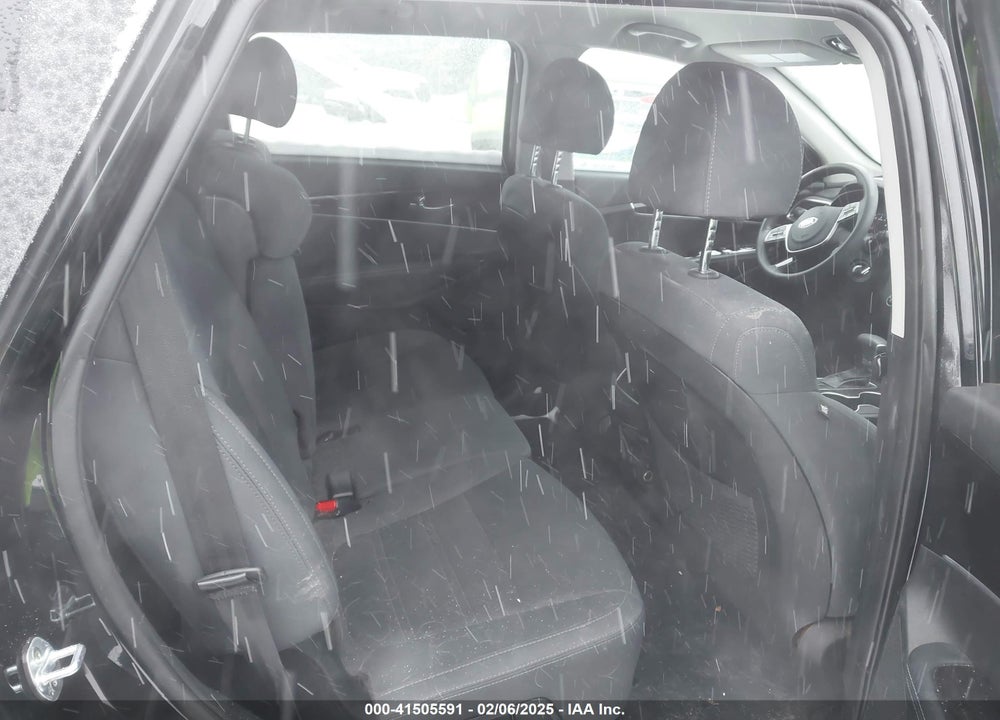 2019 KIA SORENTO 3.3L LX VIN: 5XYPGDA56KG522401