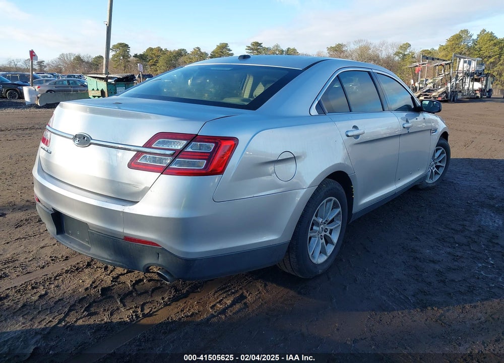 2013 FORD TAURUS VIN: 1FAHP2D82DG191613