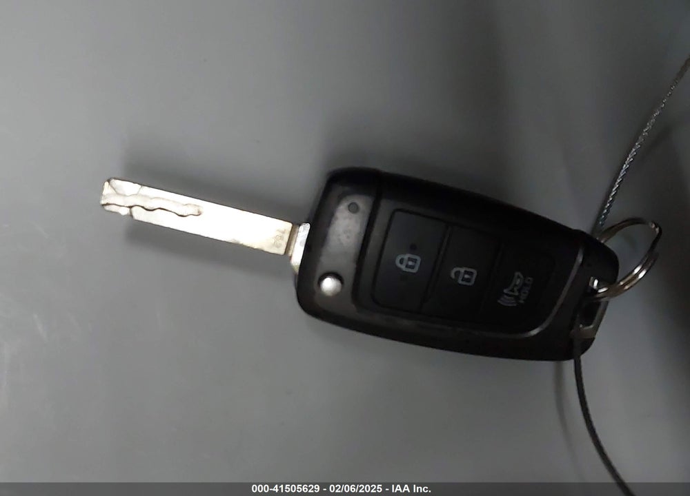 2020 HYUNDAI SANTA FE SE VIN: 5NMS23AD9LH164910