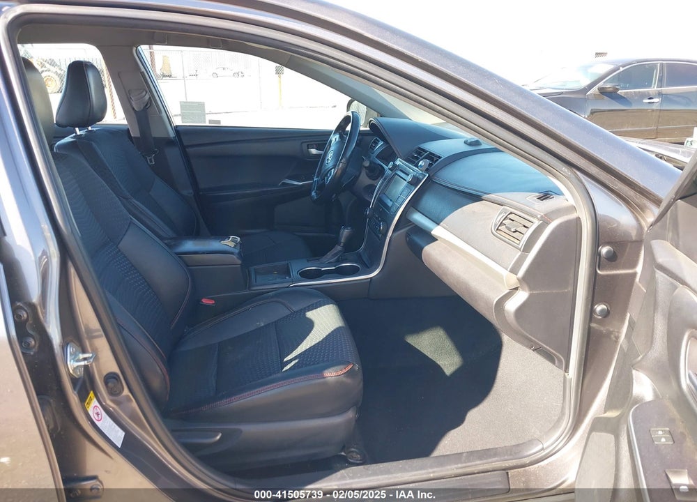 2015 TOYOTA CAMRY SE VIN: 4T1BF1FK1FU978493