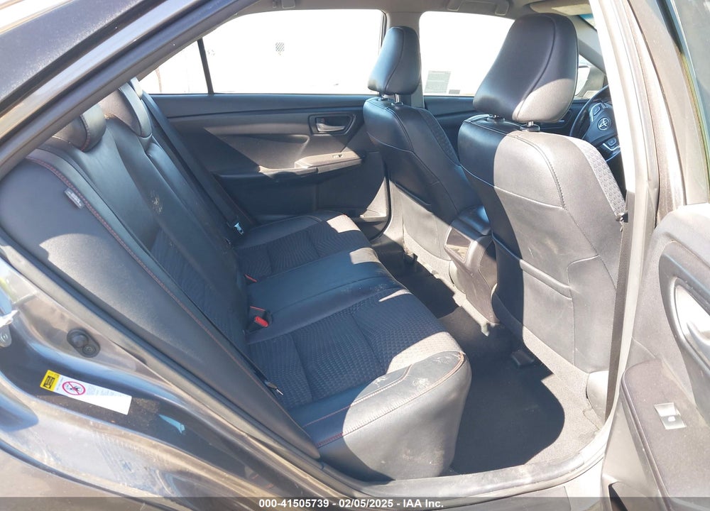 2015 TOYOTA CAMRY SE VIN: 4T1BF1FK1FU978493