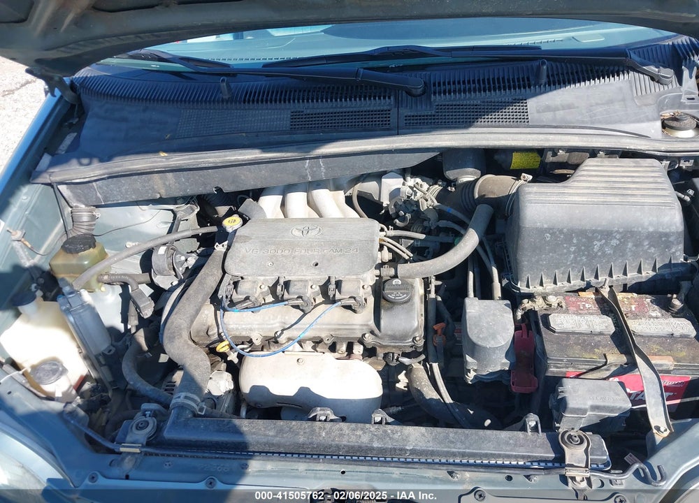 2000 TOYOTA SIENNA CE VIN: 4T3ZF19C8YU272134