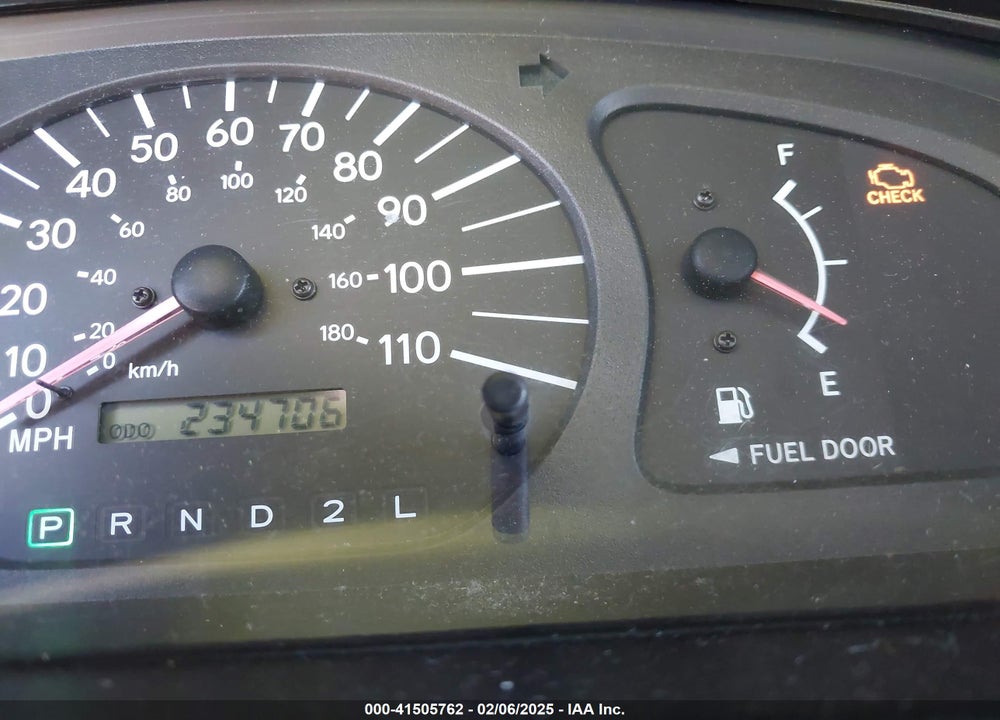 2000 TOYOTA SIENNA CE VIN: 4T3ZF19C8YU272134