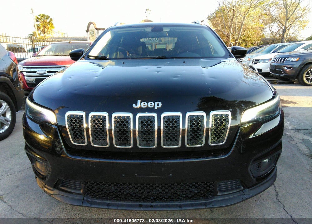 2019 JEEP CHEROKEE LATITUDE FWD VIN: 1C4PJLCB3KD419918