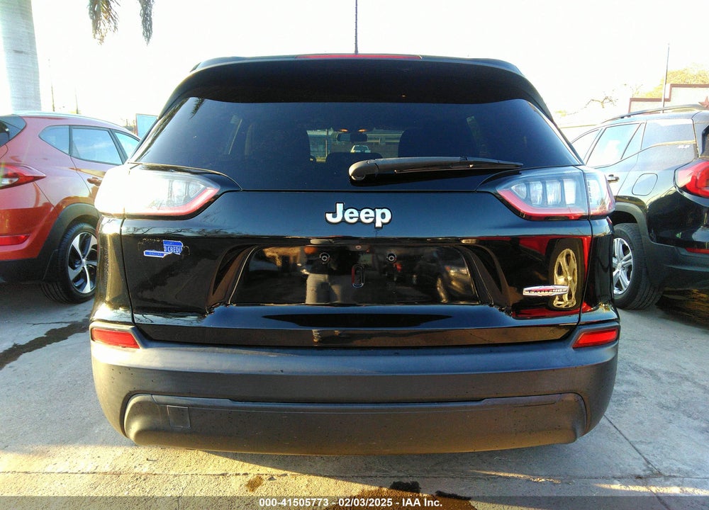 2019 JEEP CHEROKEE LATITUDE FWD VIN: 1C4PJLCB3KD419918