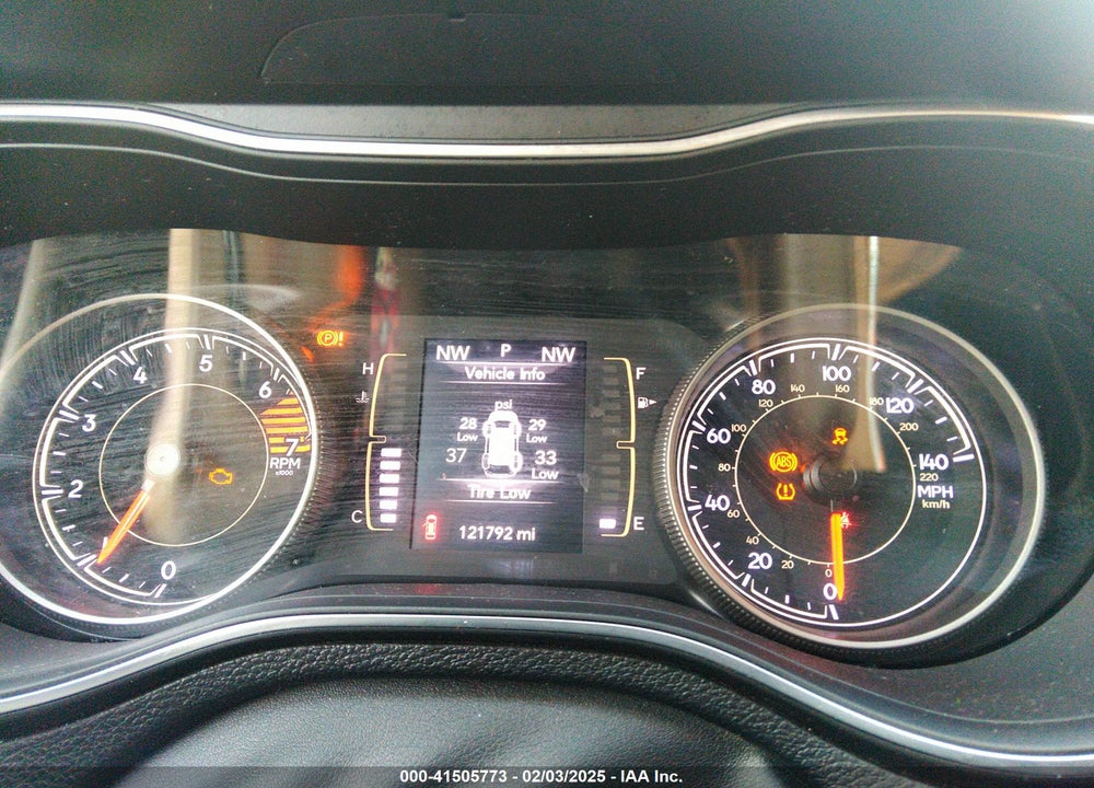 2019 JEEP CHEROKEE LATITUDE FWD VIN: 1C4PJLCB3KD419918