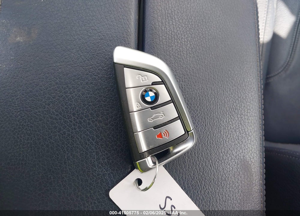 2019 BMW 540I VIN: WBAJE5C51KWA98725