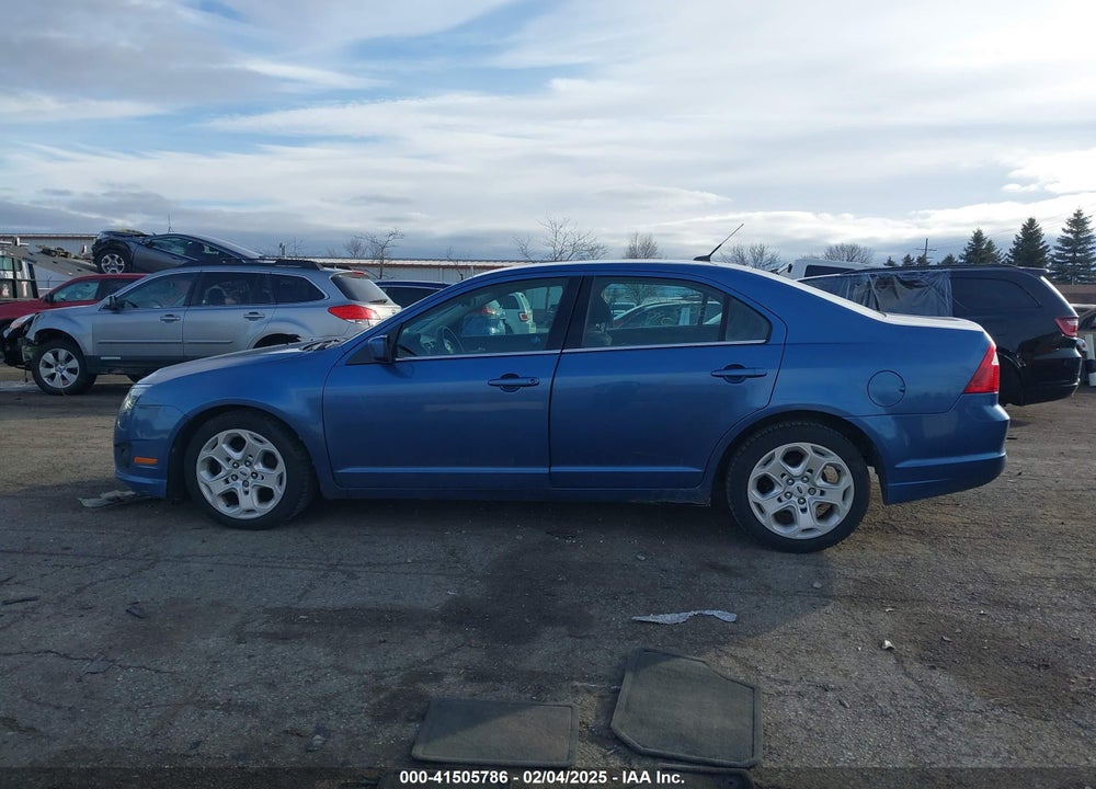 2010 FORD FUSION VIN: 3FAHP0HA0AR280747