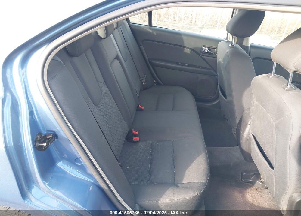 2010 FORD FUSION VIN: 3FAHP0HA0AR280747