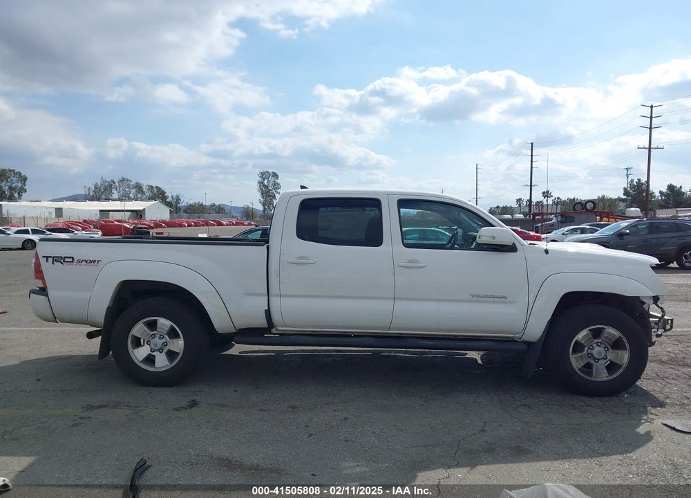 2015 TOYOTA TACOMA DBL CAB PRERUNNER LNG BED VIN: 3TMKU4HN7FM044085