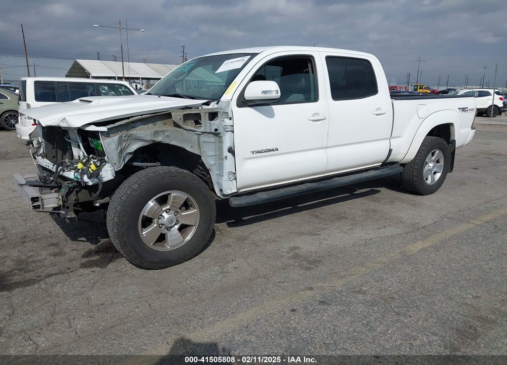 2015 TOYOTA TACOMA DBL CAB PRERUNNER LNG BED VIN: 3TMKU4HN7FM044085