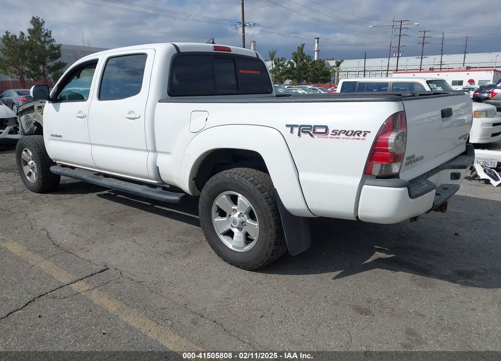 2015 TOYOTA TACOMA DBL CAB PRERUNNER LNG BED VIN: 3TMKU4HN7FM044085