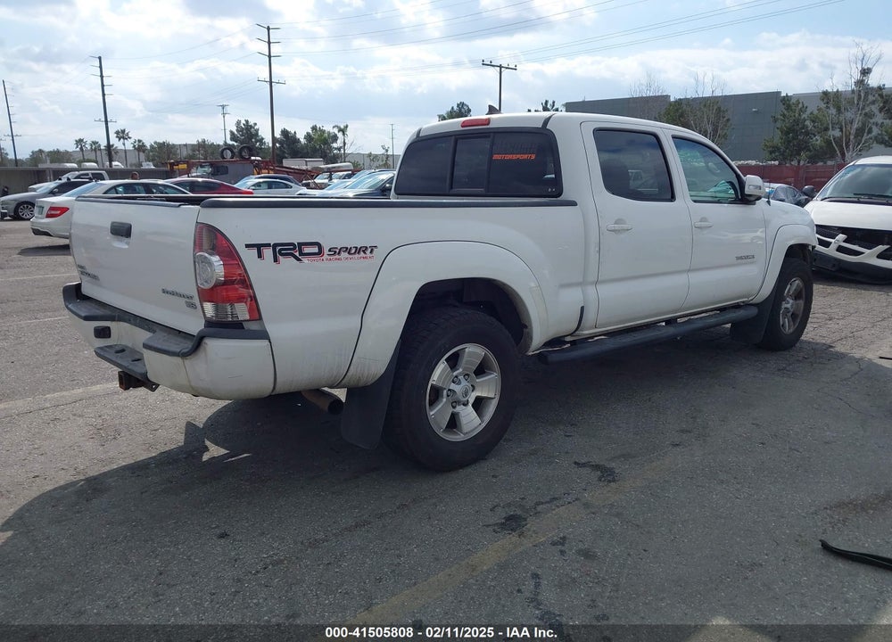 2015 TOYOTA TACOMA DBL CAB PRERUNNER LNG BED VIN: 3TMKU4HN7FM044085