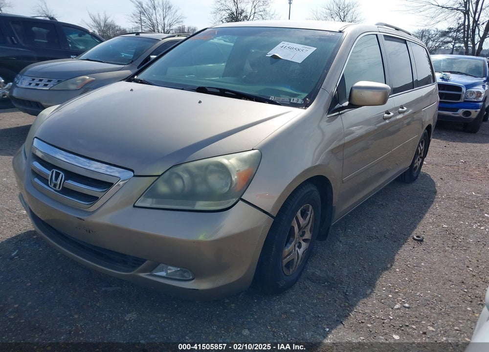 2005 HONDA ODYSSEY EX VIN: 5FNRL38425B409715