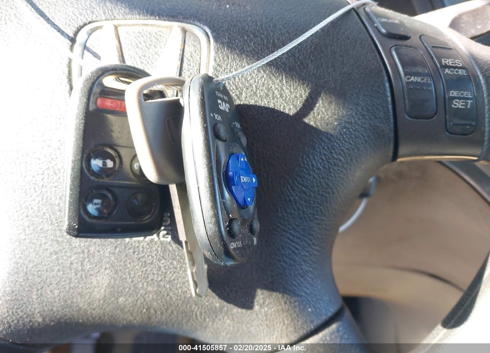 2005 HONDA ODYSSEY EX VIN: 5FNRL38425B409715