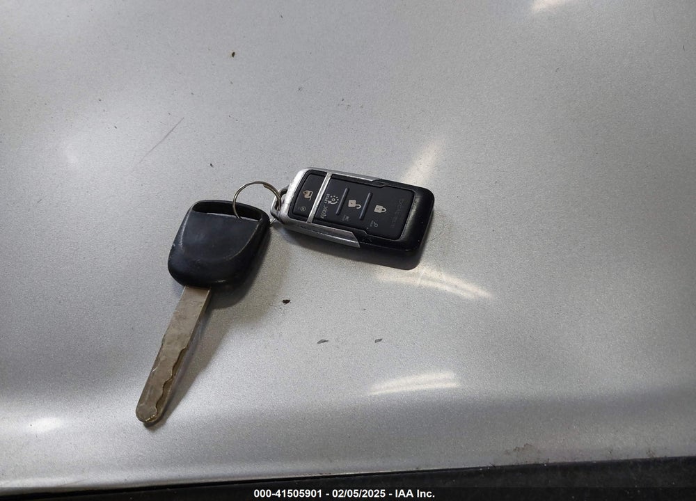 2003 HONDA CIVIC VIN: 1HGEM22503L014323