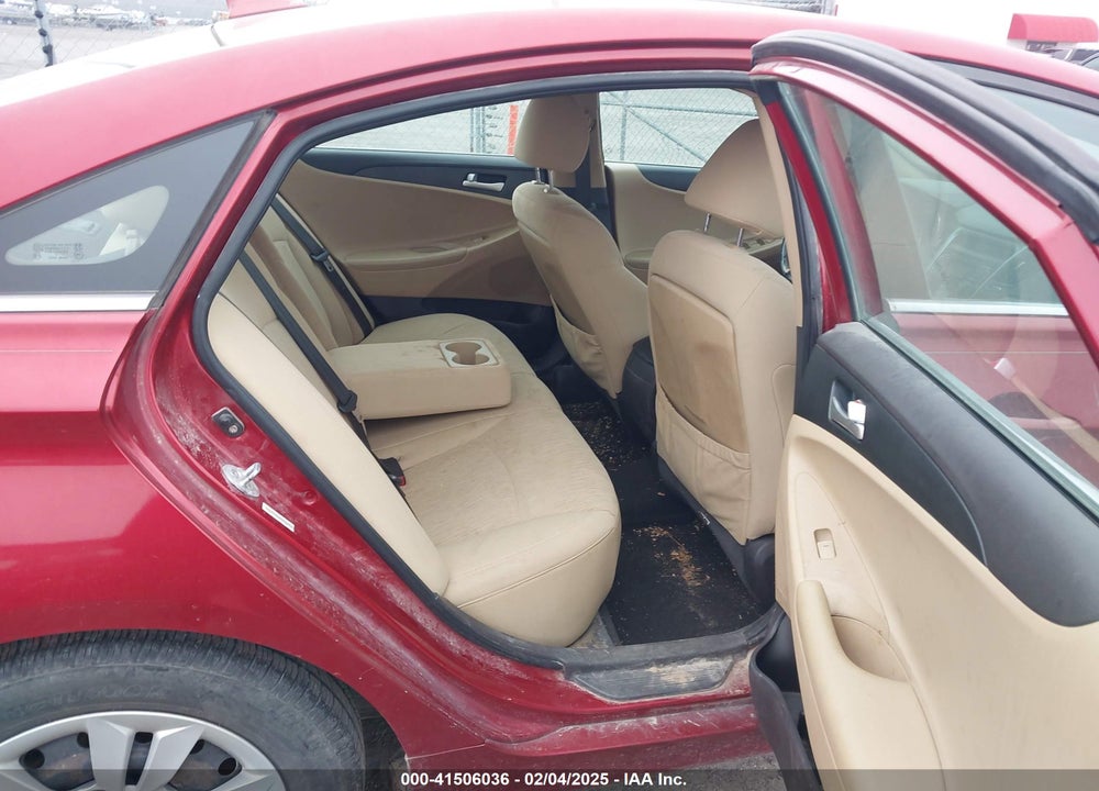 2011 HYUNDAI SONATA VIN: 5NPEB4AC7BH012992