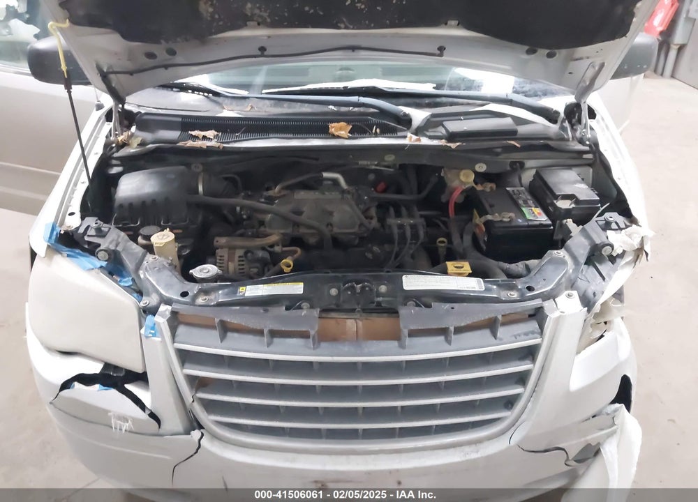 2009 CHRYSLER TOWN & COUNTRY LX VIN: 2A8HR44E59R571923