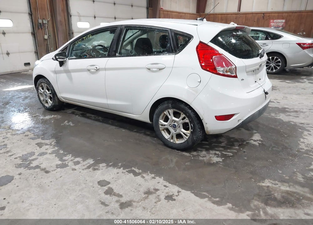 2015 FORD FIESTA VIN: 3FADP4EJ9FM208055